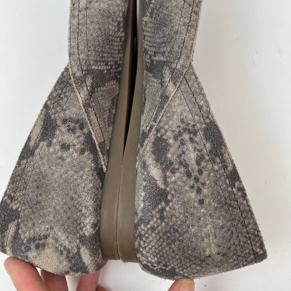 Lucky Brand Sz 10 Alba Grey Suede Animal Print Ballet Flats Soft Comfy - Picture 11 of 16